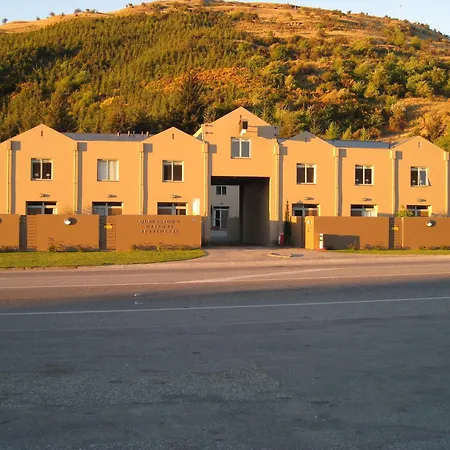 Queenstown Gateway Apartments-2